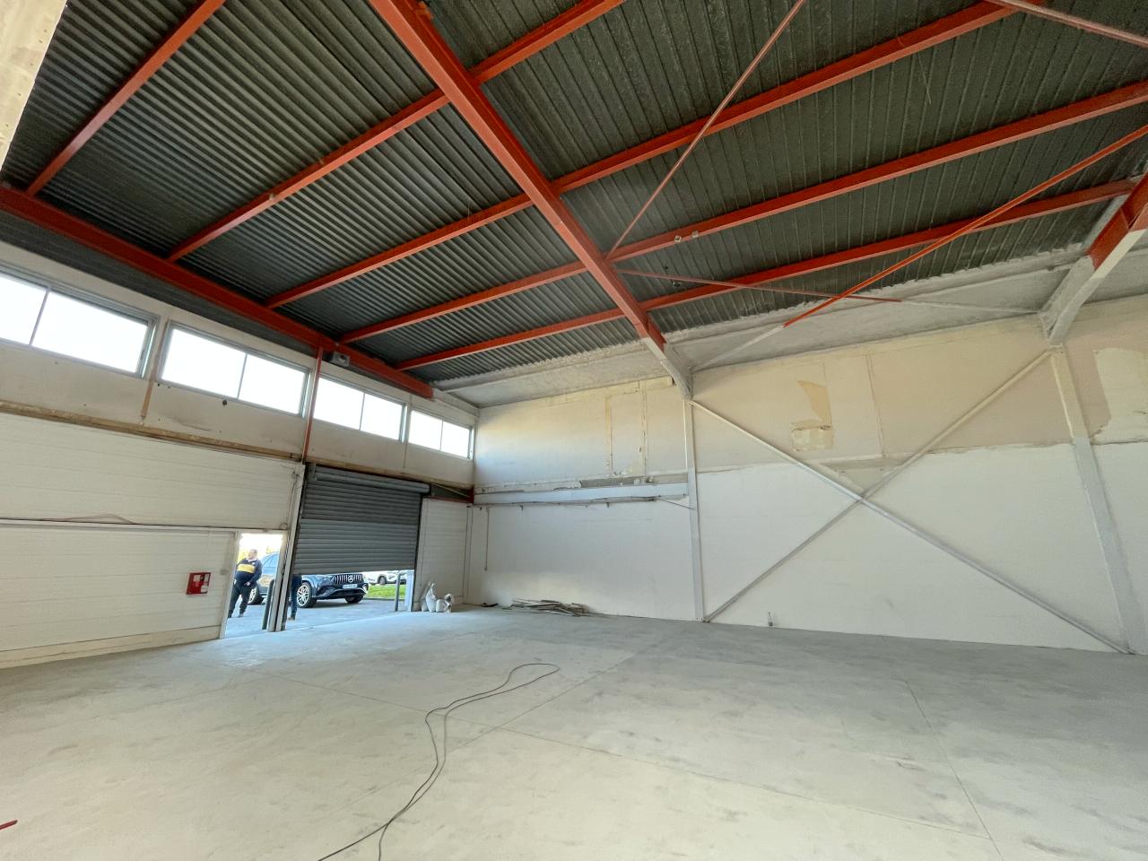 Local d'activité Massy 887m² Location local d'activité Massy Essonne OLACT2424456 1